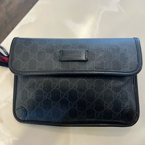 GUCCI FANNY PACK - Picture 5 of 7